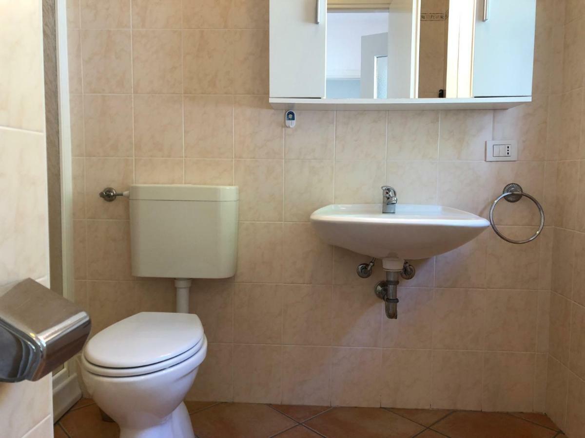 Aparthotel Residenza Ai Ronchi 1 2 6 Maccagno Exterior foto
