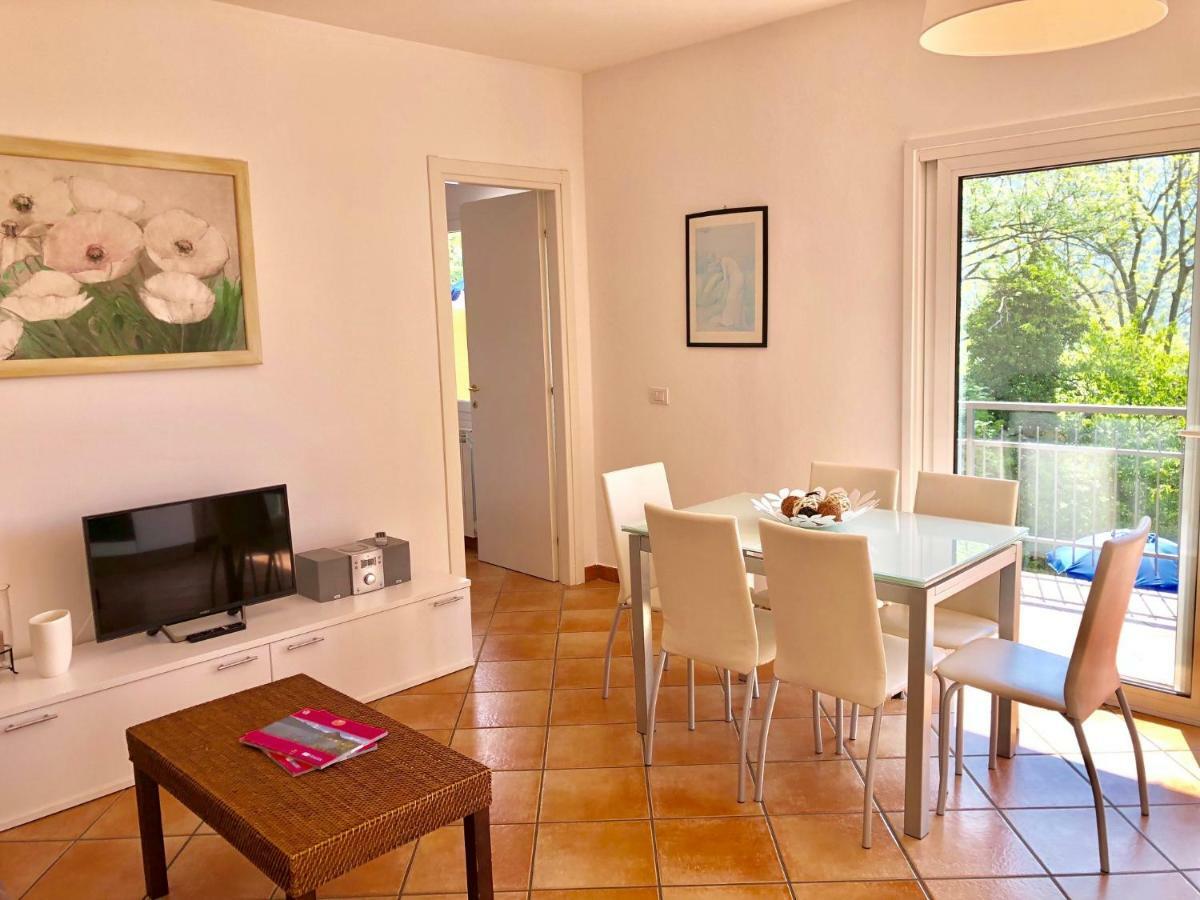 Aparthotel Residenza Ai Ronchi 1 2 6 Maccagno Exterior foto